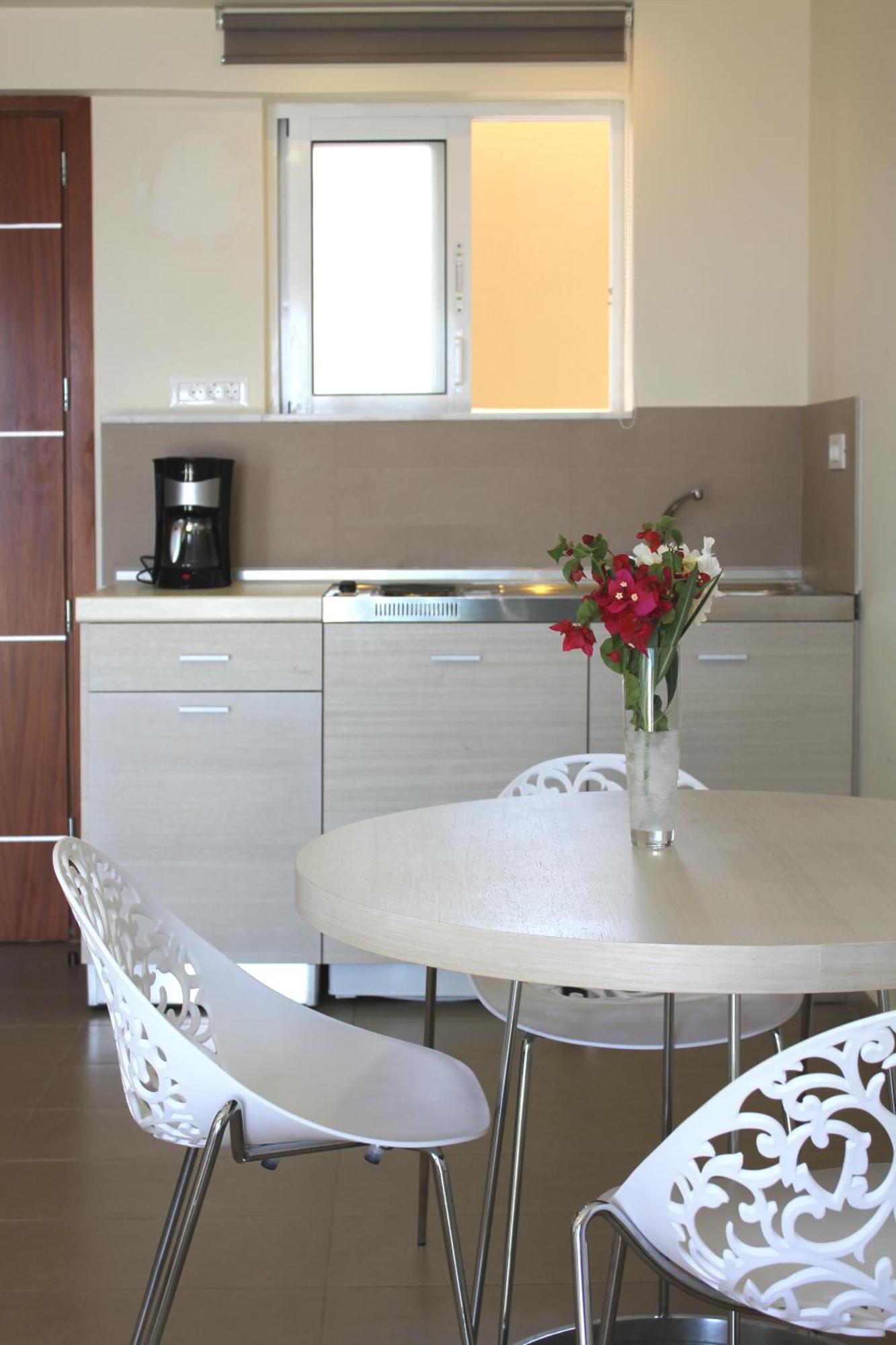 Sea Melody Beach Hotel Apartments Ialysos  Ngoại thất bức ảnh