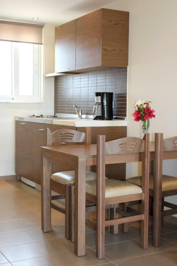 Sea Melody Beach Hotel Apartments Ialysos  Ngoại thất bức ảnh