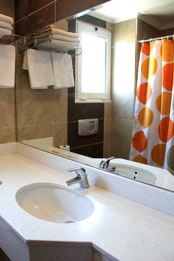 Sea Melody Beach Hotel Apartments Ialysos  Ngoại thất bức ảnh