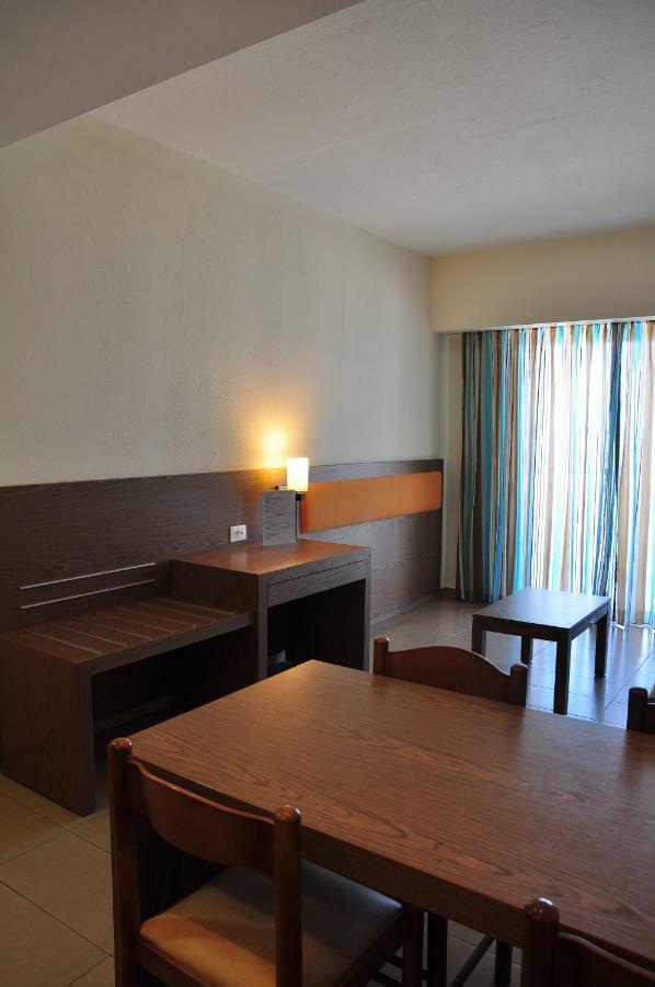 Sea Melody Beach Hotel Apartments Ialysos  Ngoại thất bức ảnh